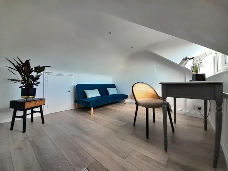 Sea View Cottage In Dorset, Портланд Екстериор снимка